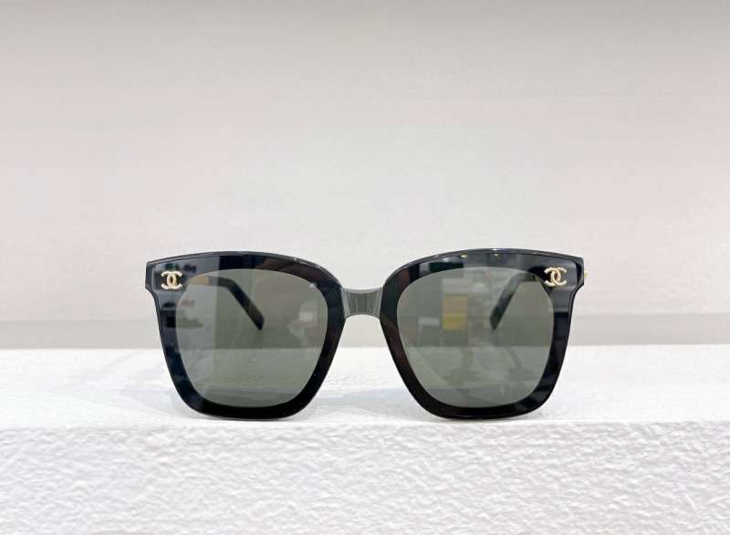 Picture of Chanel Sunglasses _SKUfw57233561fw